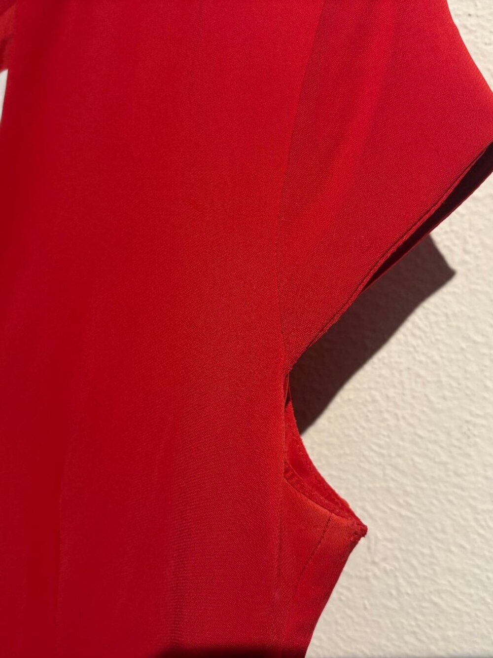 Reiss Red V-Neck Short Sleeve Tailored Midi Dress Size US 6 - Picture 8 of 11